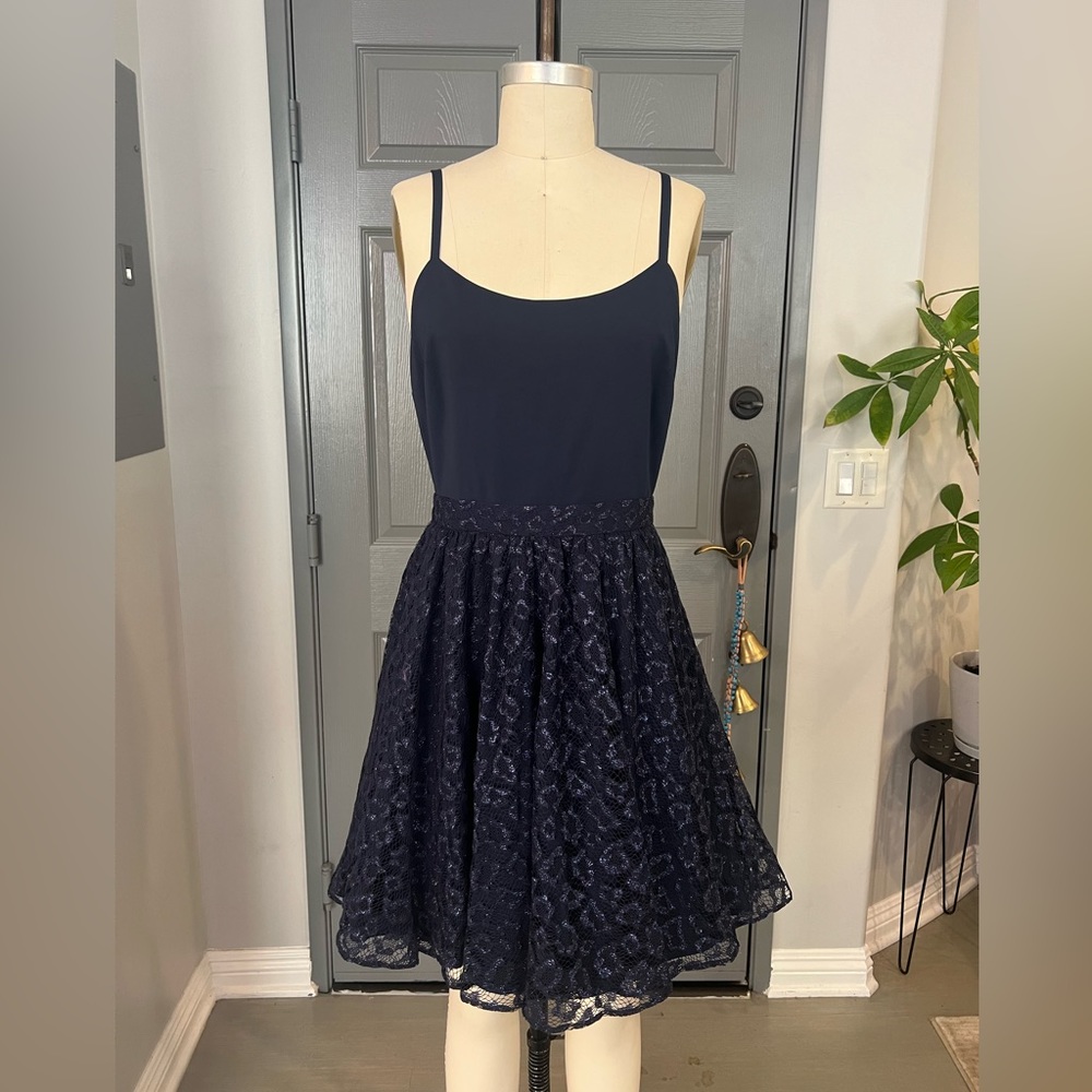 Cute Alice + Olivia party dress size 4